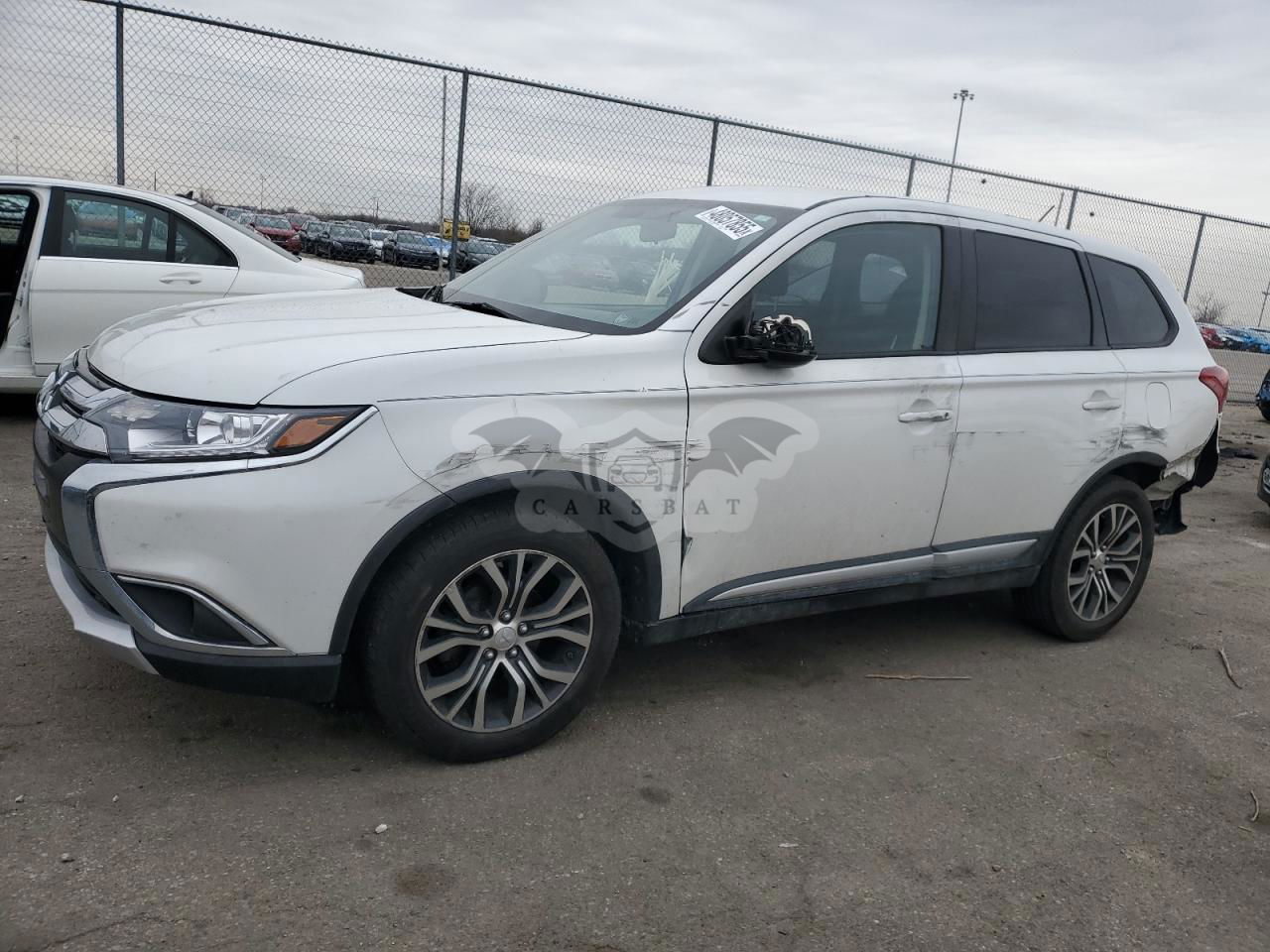 Mitsubishi Outlander ES 2.4L  4 2016