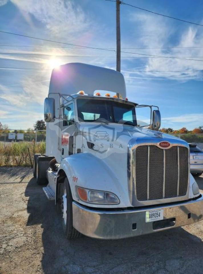 Peterbilt 384 11.9L  6 2013