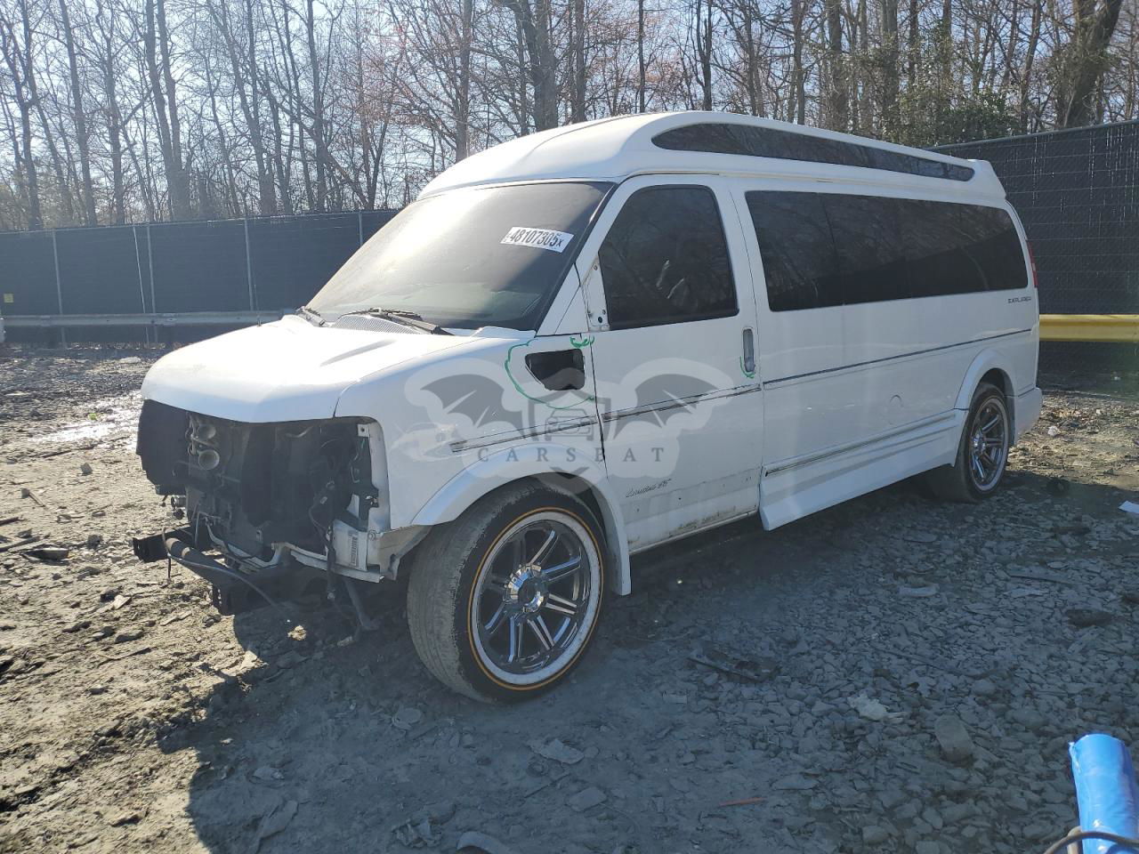Chevrolet Express 3LT 6.0L  8 2015
