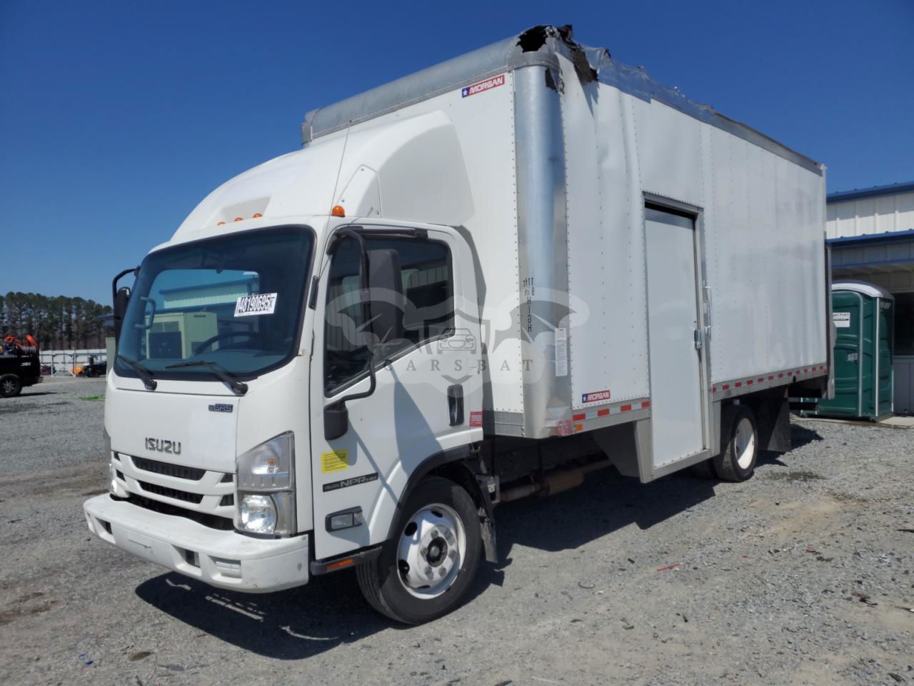 Isuzu NPR 6.6L  8 2020