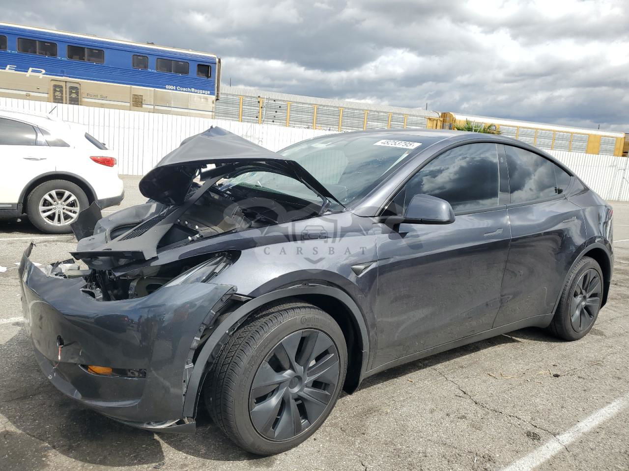 Tesla Model Y 2024