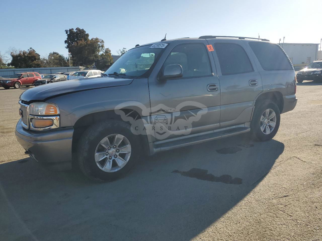 GMC Yukon DENALI 6.0L  8 2005