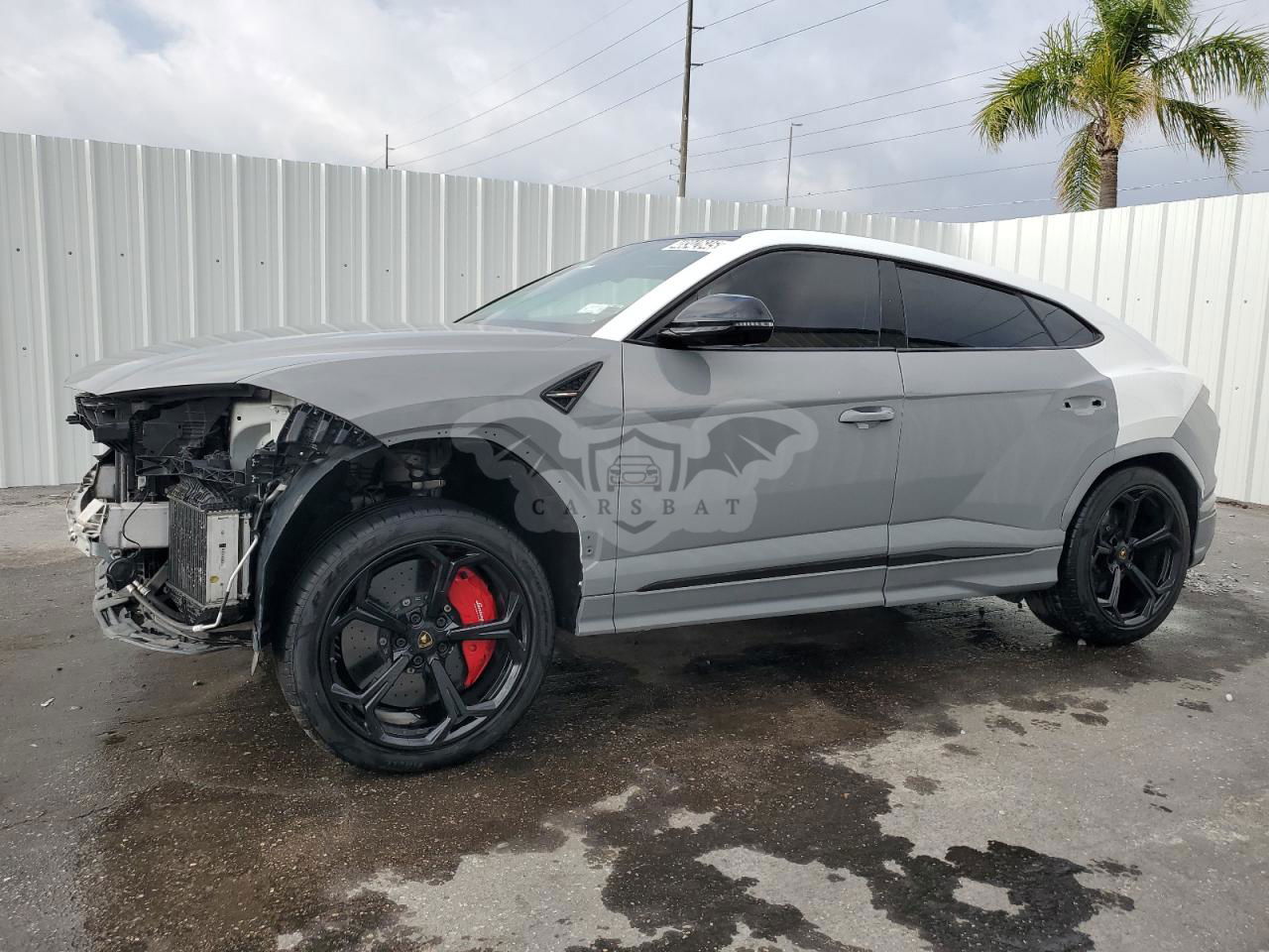 Lamborghini Urus 4.0L  8 2019