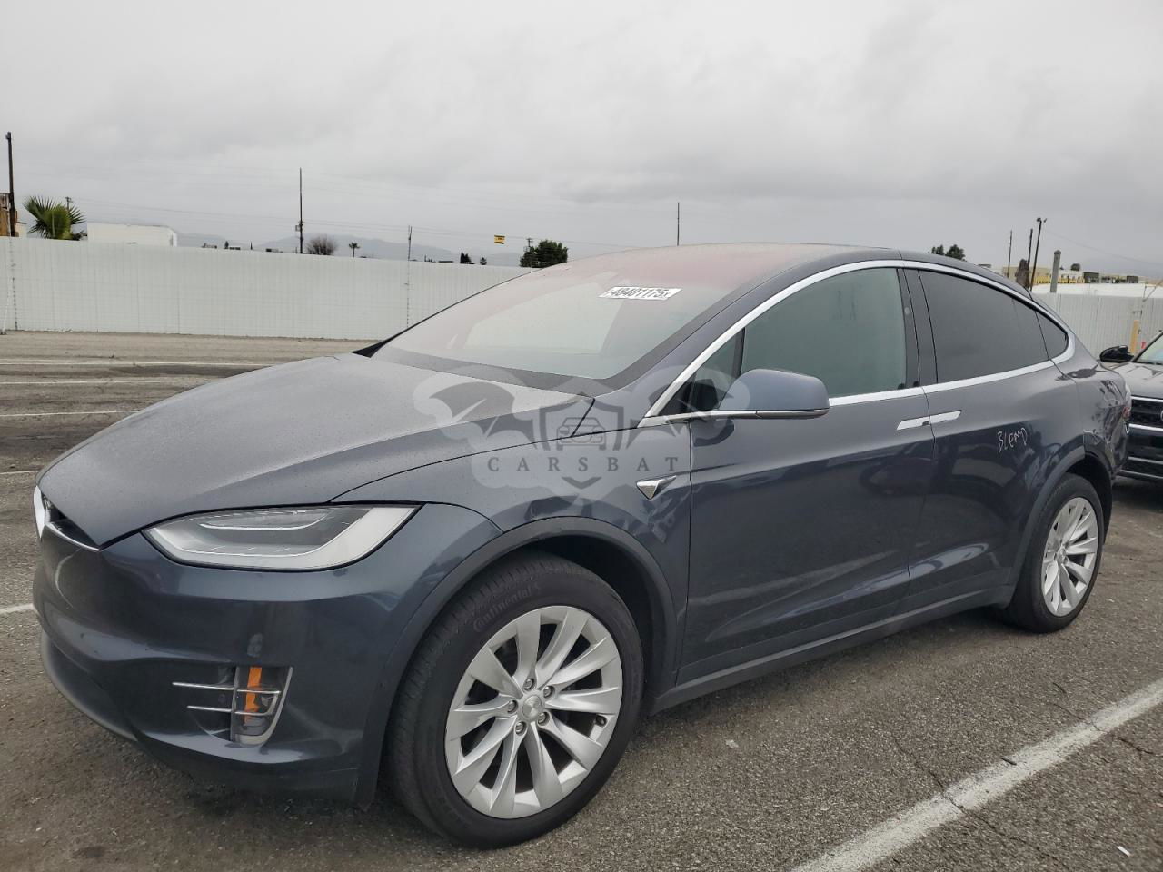 Tesla Model X 2020
