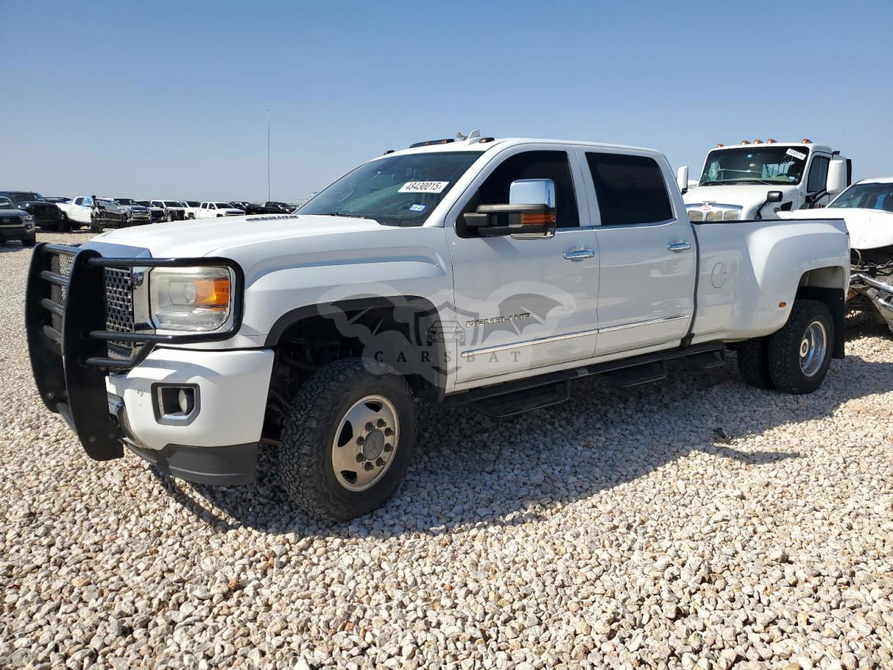 GMC Sierra K3500 DENALI 6.6L  8 2016