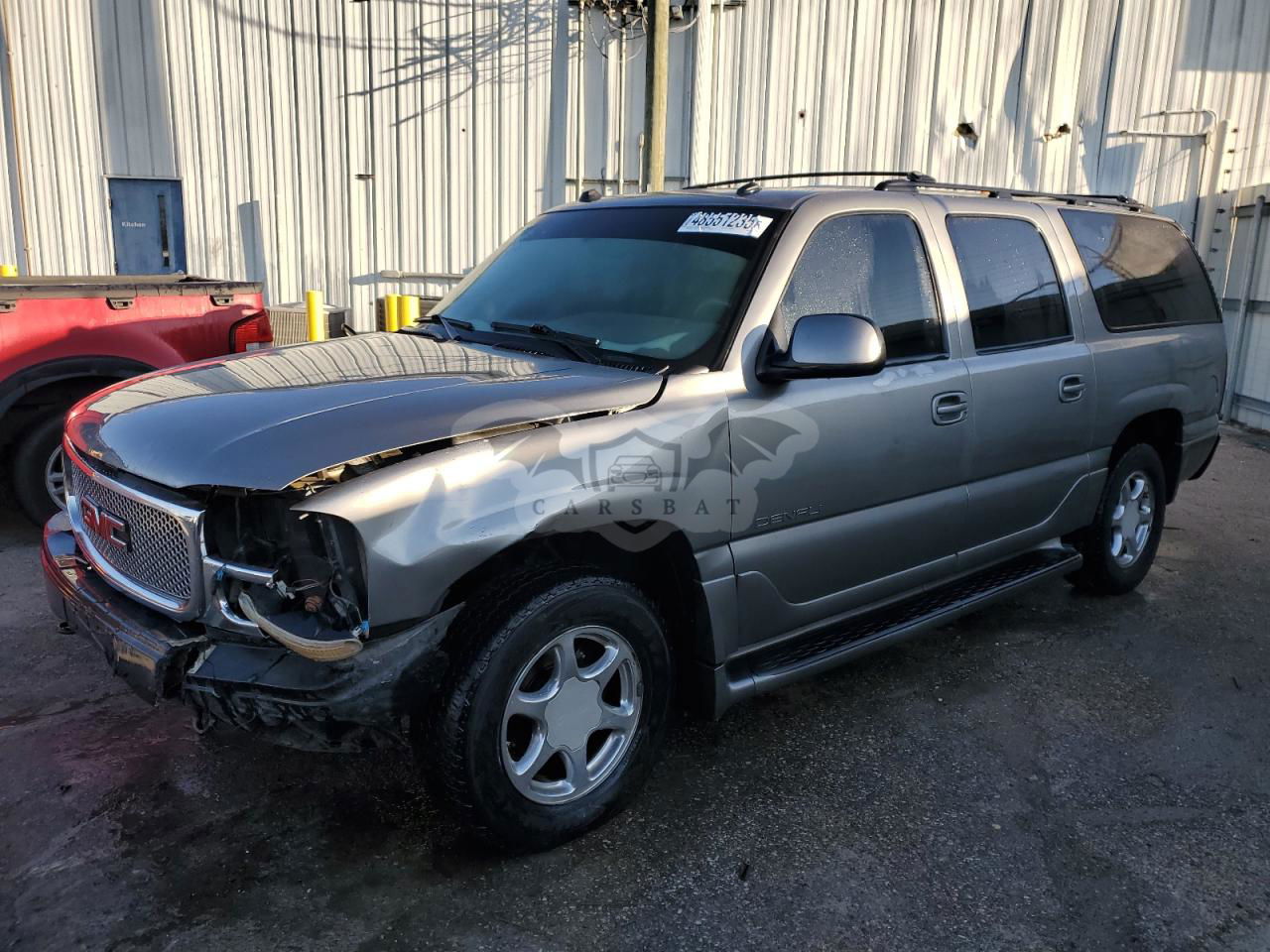 GMC Yukon DENALI 6.0L  8 2005