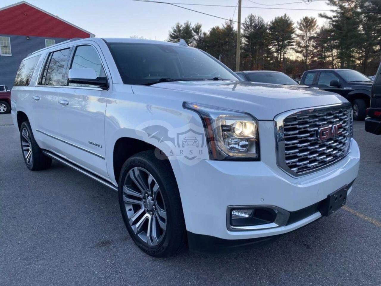 GMC Yukon DENALI 6.2L  8 2020