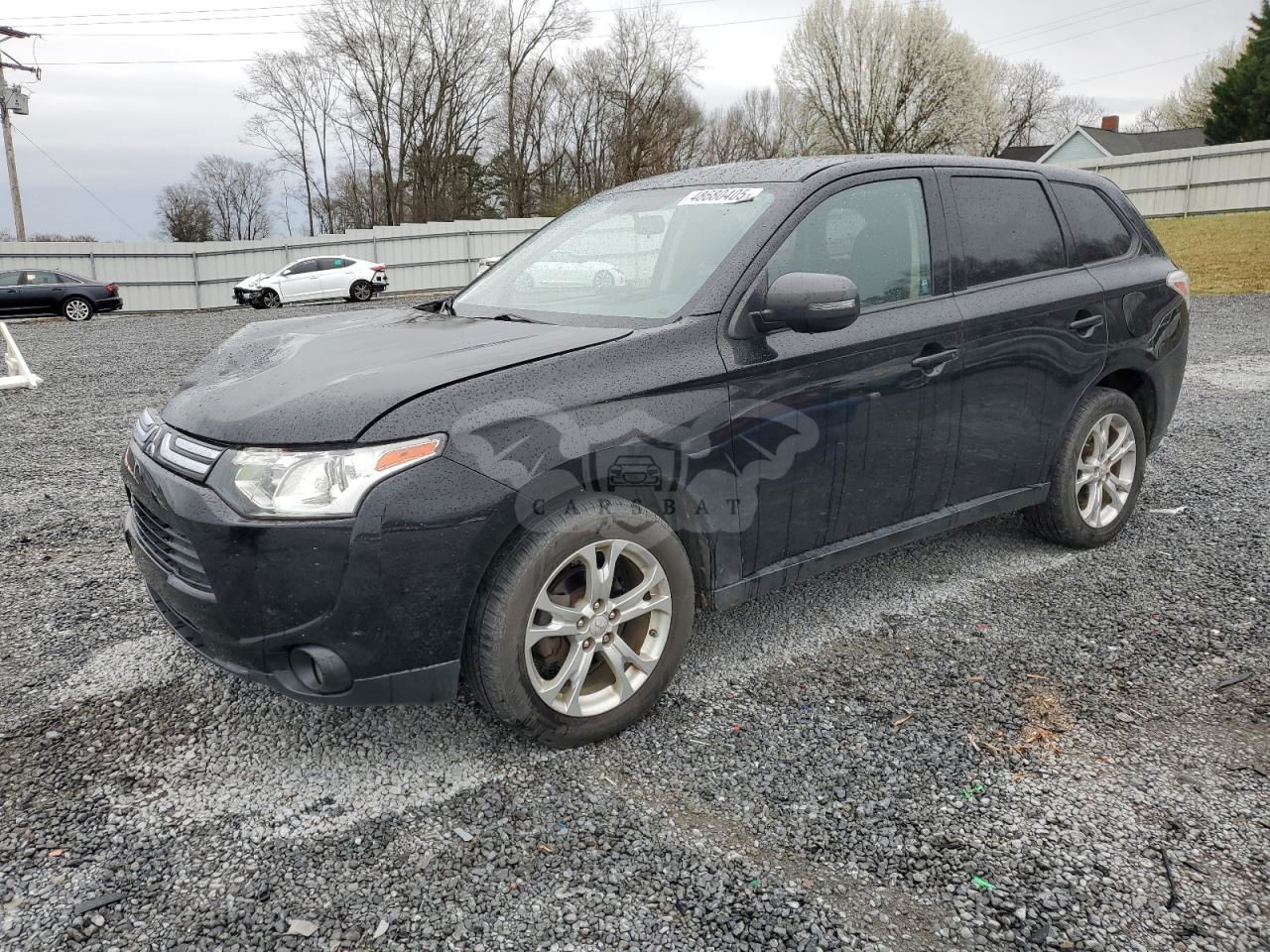 Mitsubishi Outlander SE 2.4L  4 2014