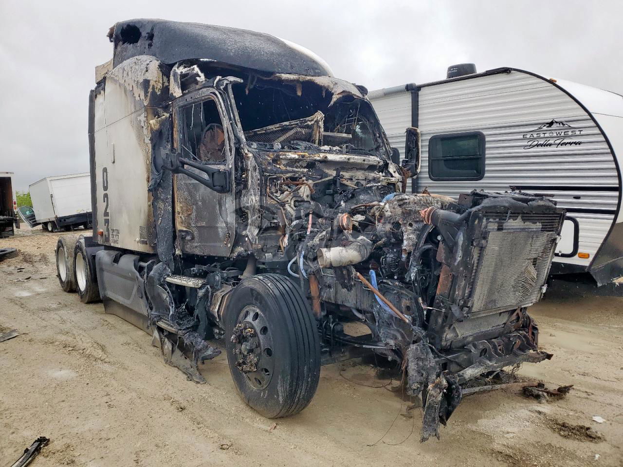 Peterbilt 567/579/587 15.0L  6 2017