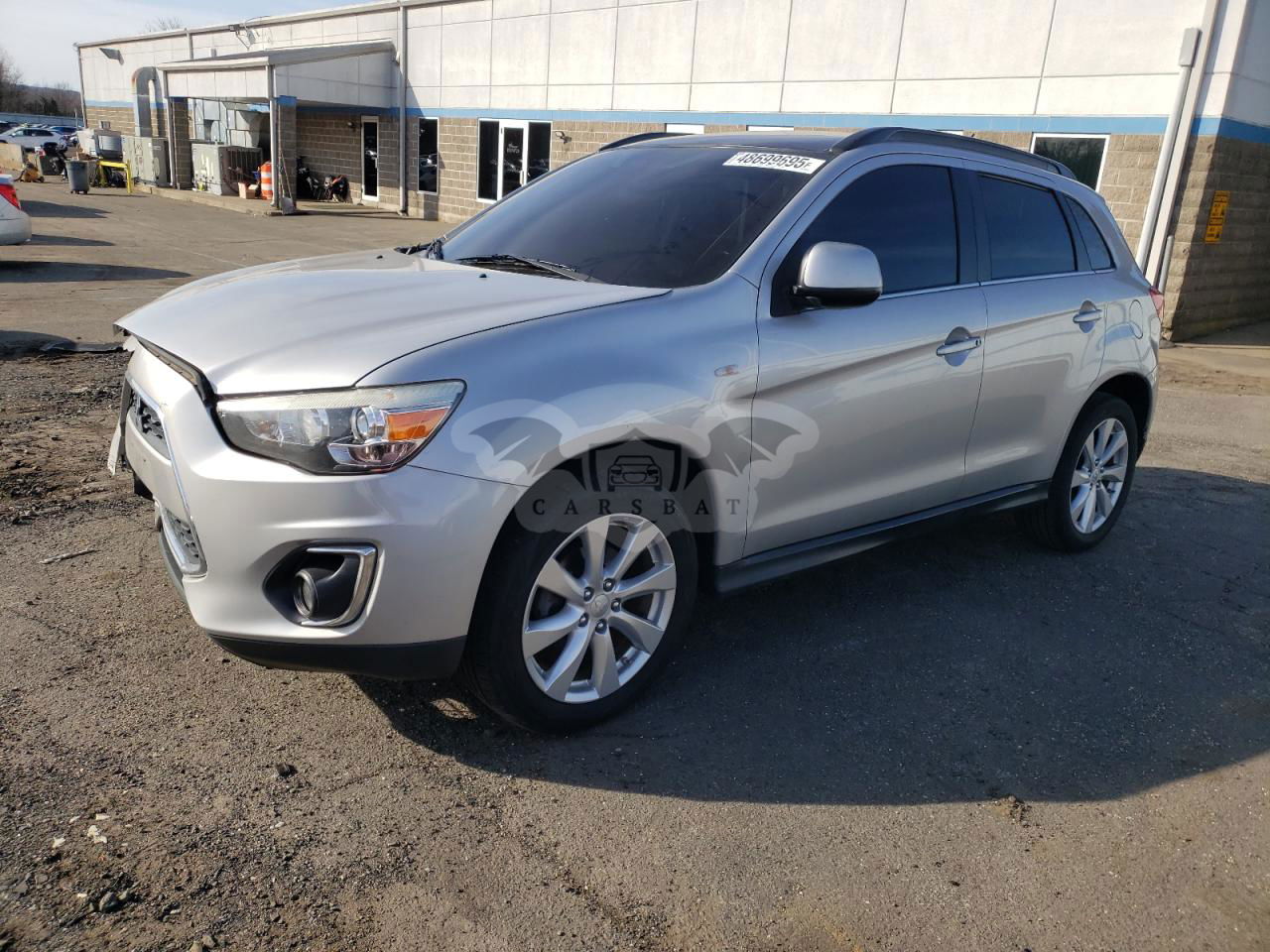 Mitsubishi Outlander SE 2.0L  4 2013