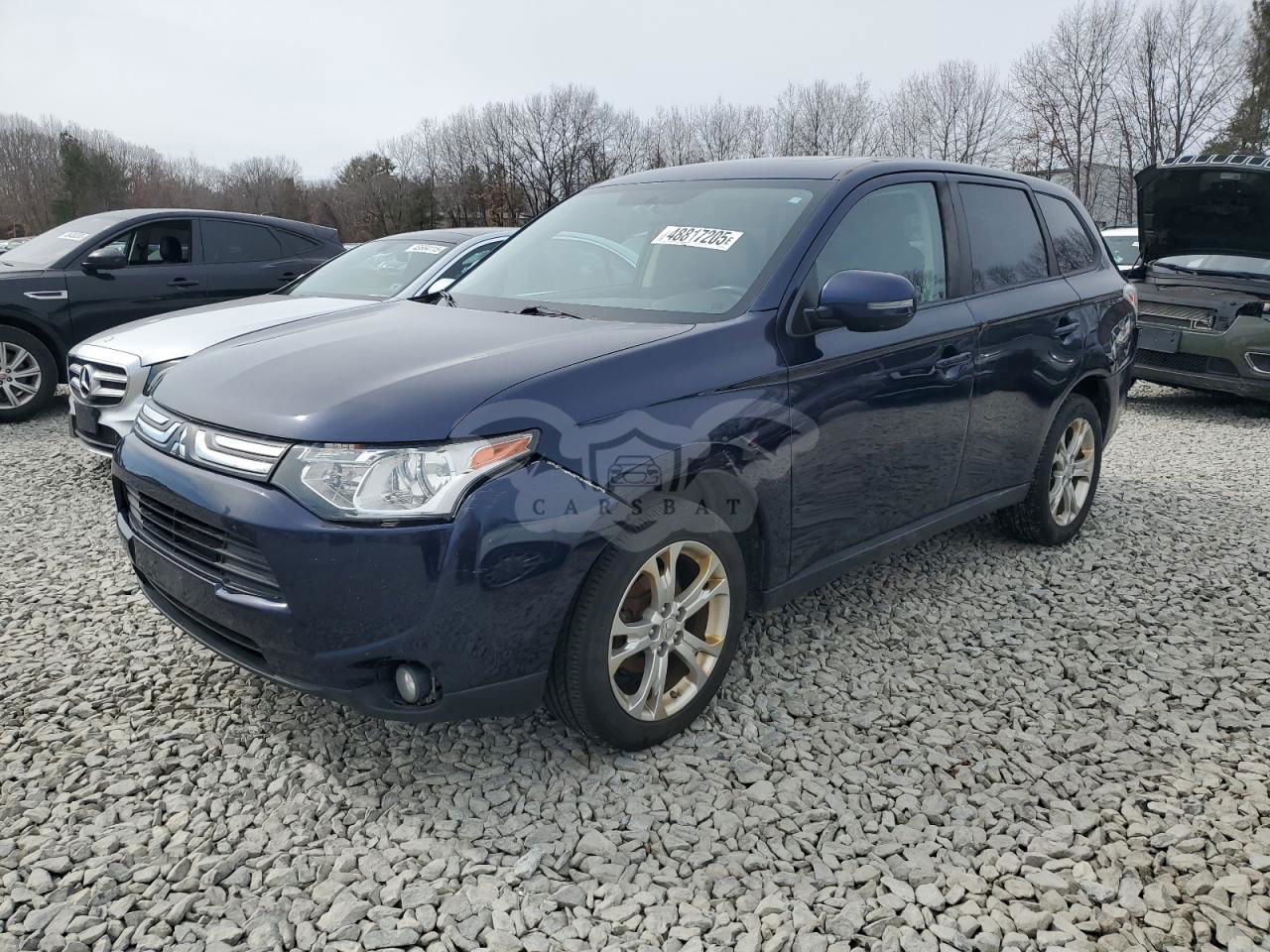 Mitsubishi Outlander SE 2.4L  4 2014