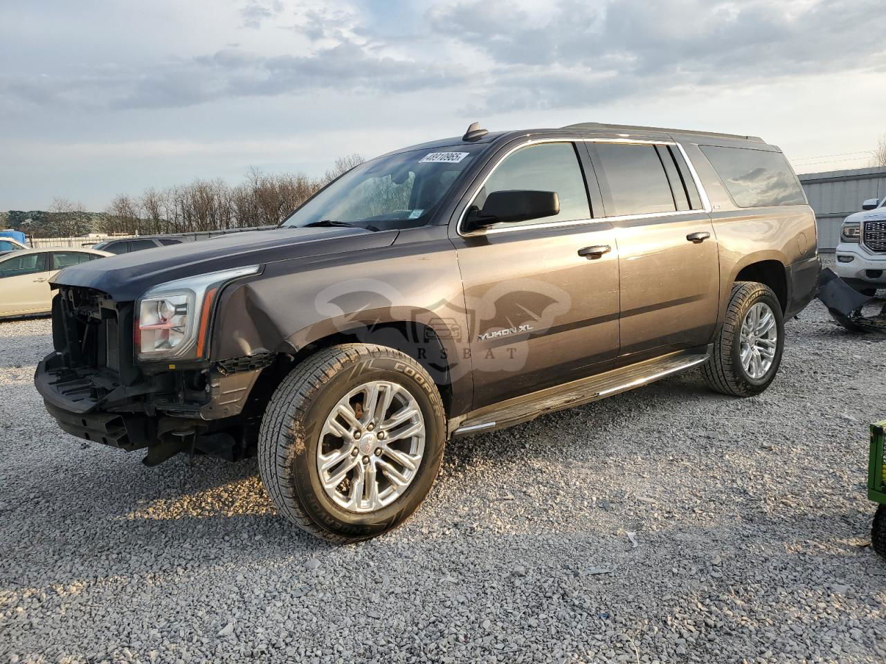 GMC Yukon K1500 SLT 5.3L  8 2016