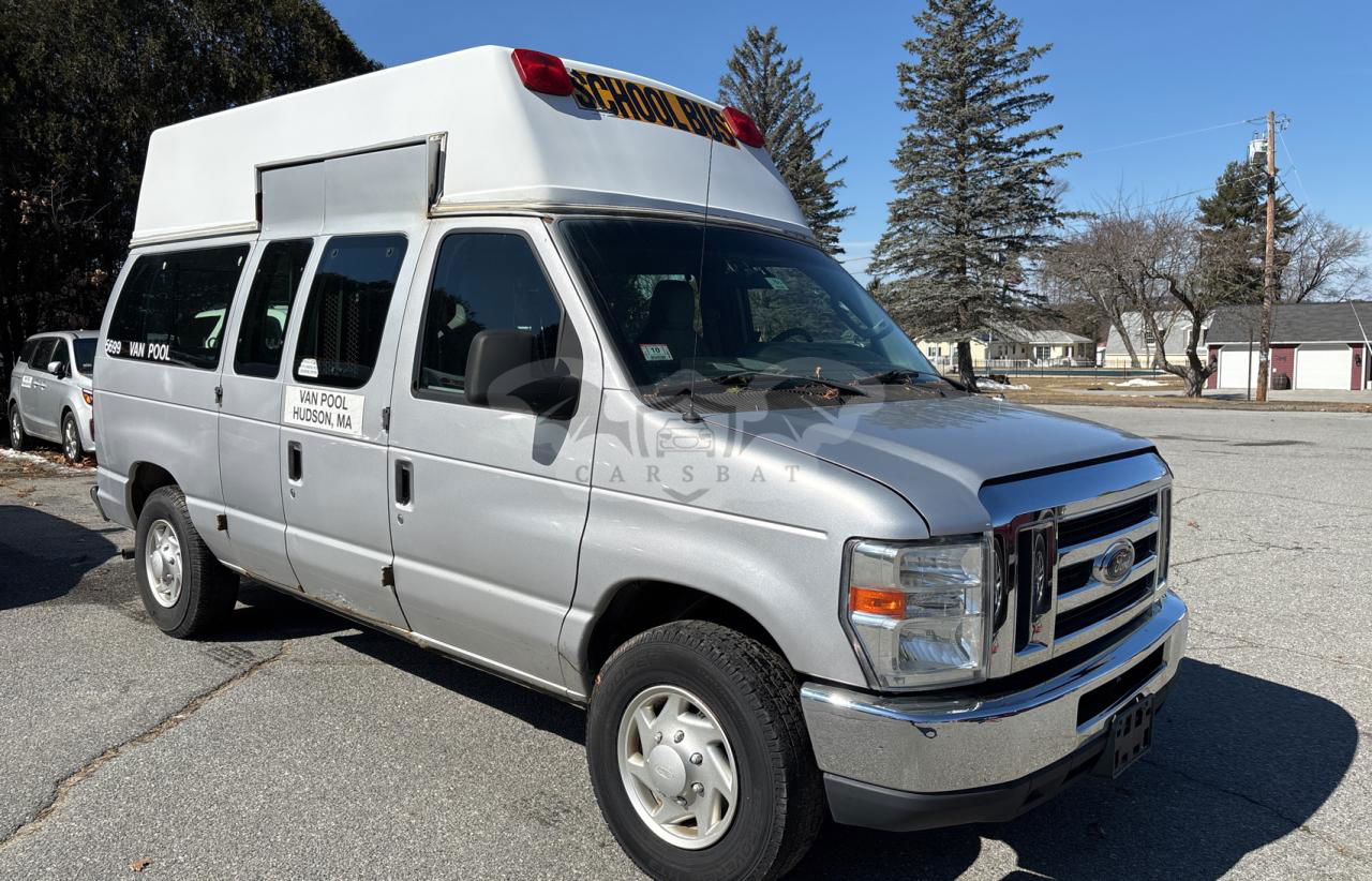Ford Econoline E250 VAN 4.6L  8 2013