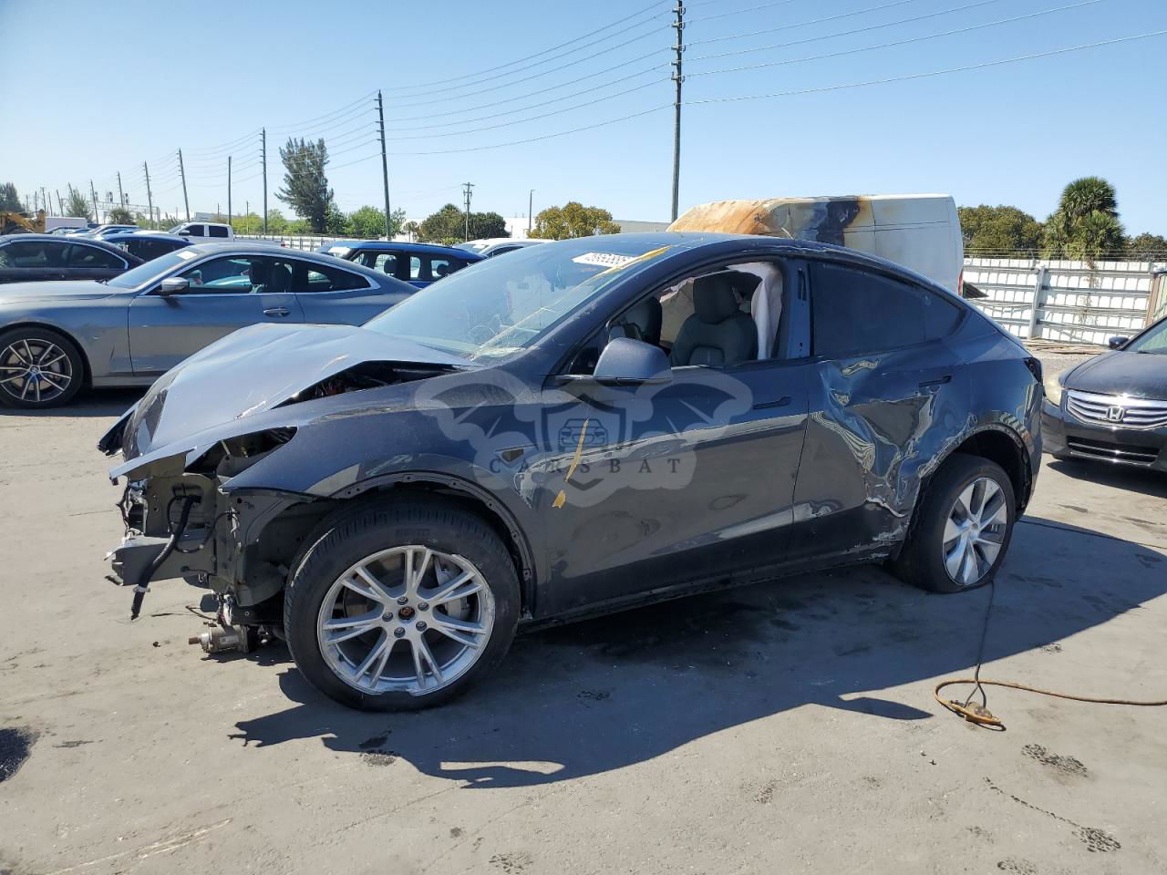 Tesla Model Y 2024