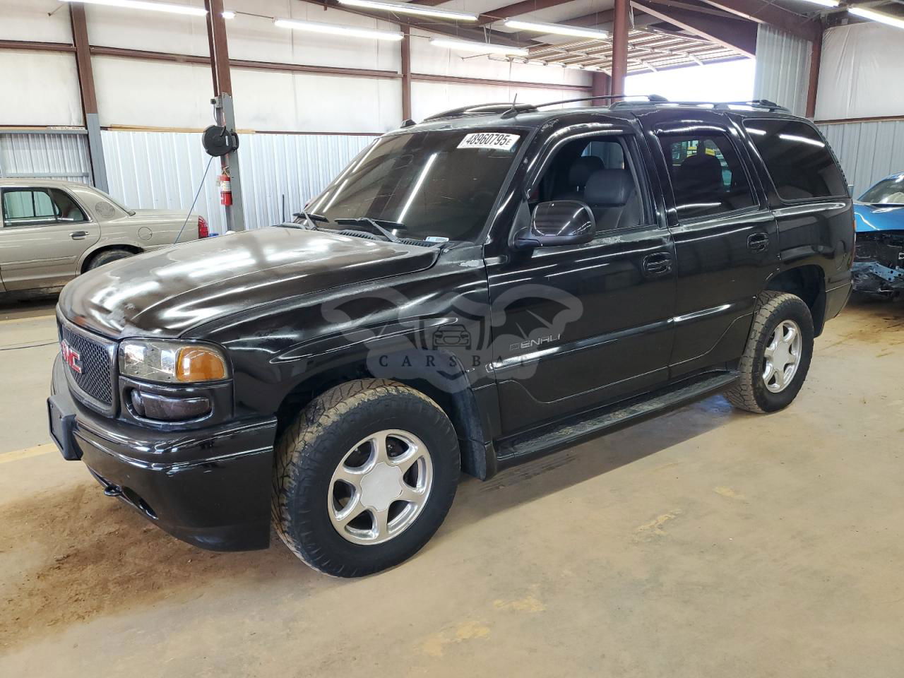 GMC Yukon DENALI 6.0L  8 2005