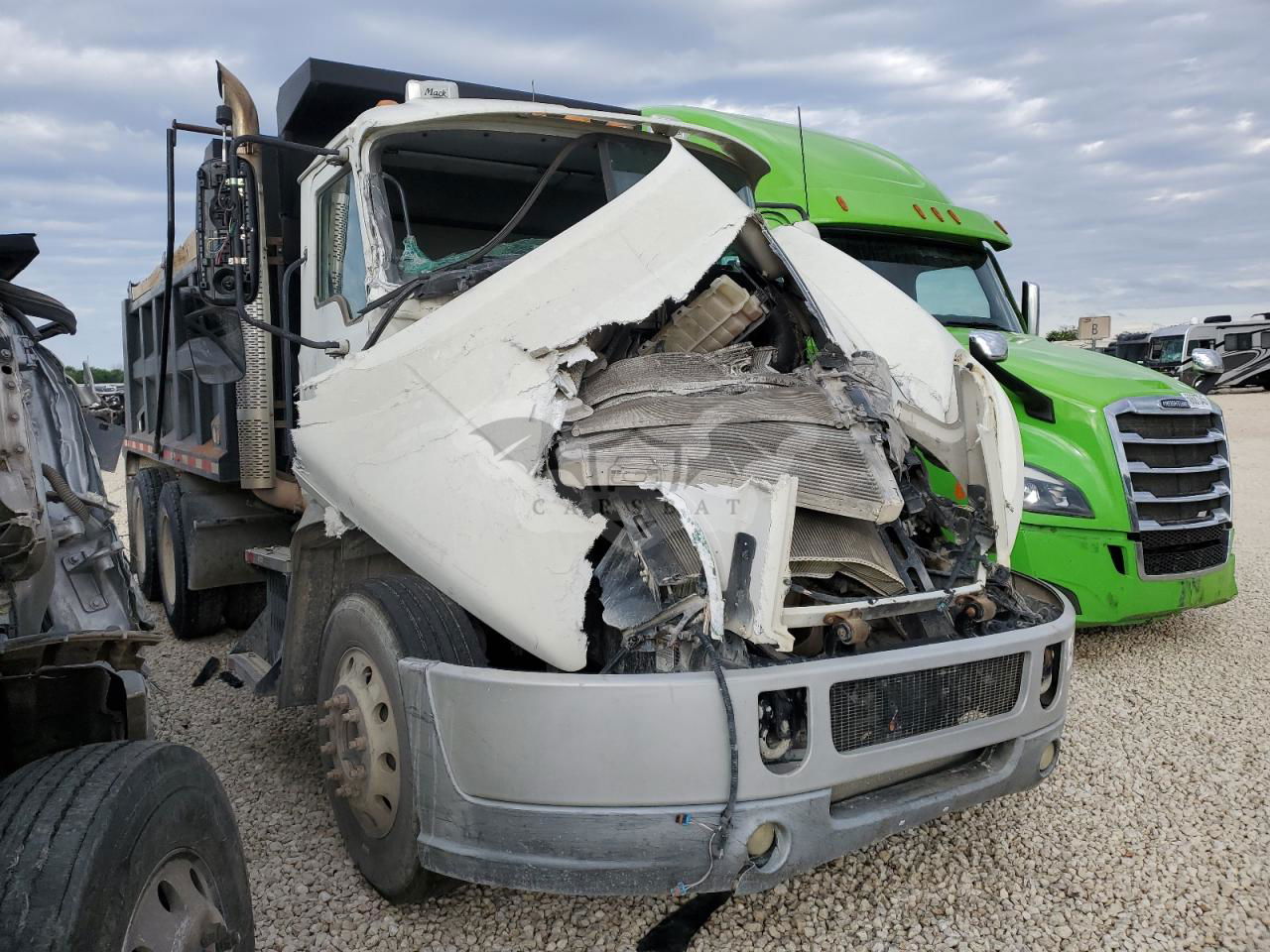 Mack CXU Series CXU600 10.8L  6 2010