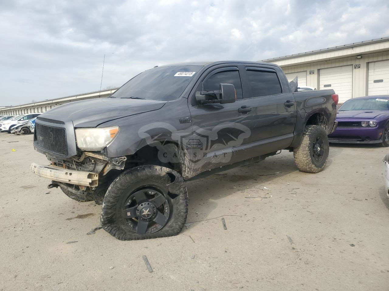 Toyota Tundra CREWMAX SR5 5.7L  8 2012