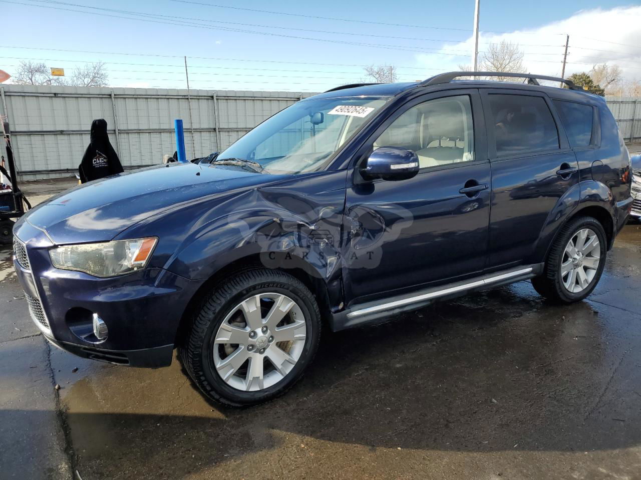 Mitsubishi Outlander SE 2.4L  4 2012