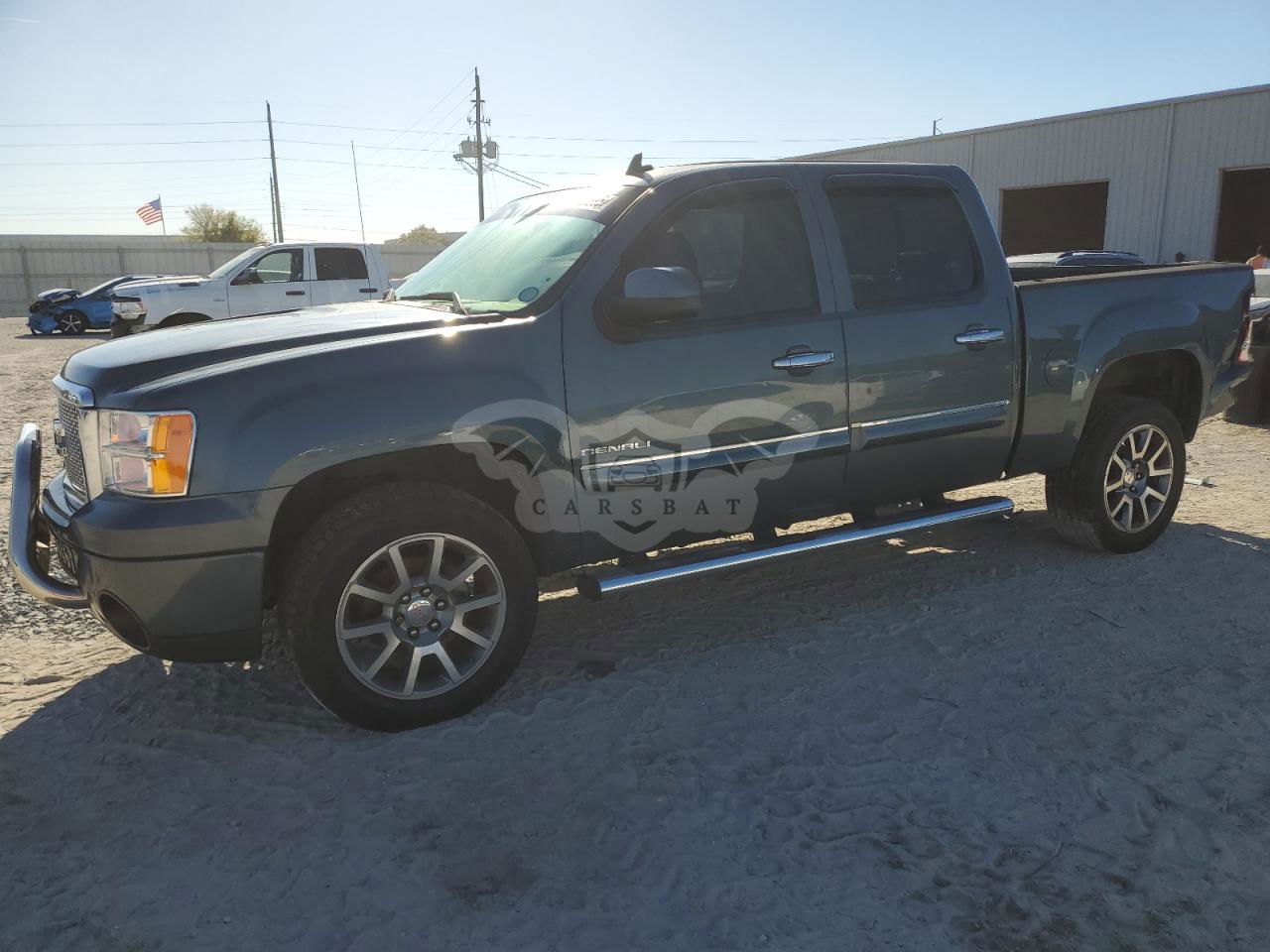 GMC Sierra K1500 DENALI 6.2L  8 2012