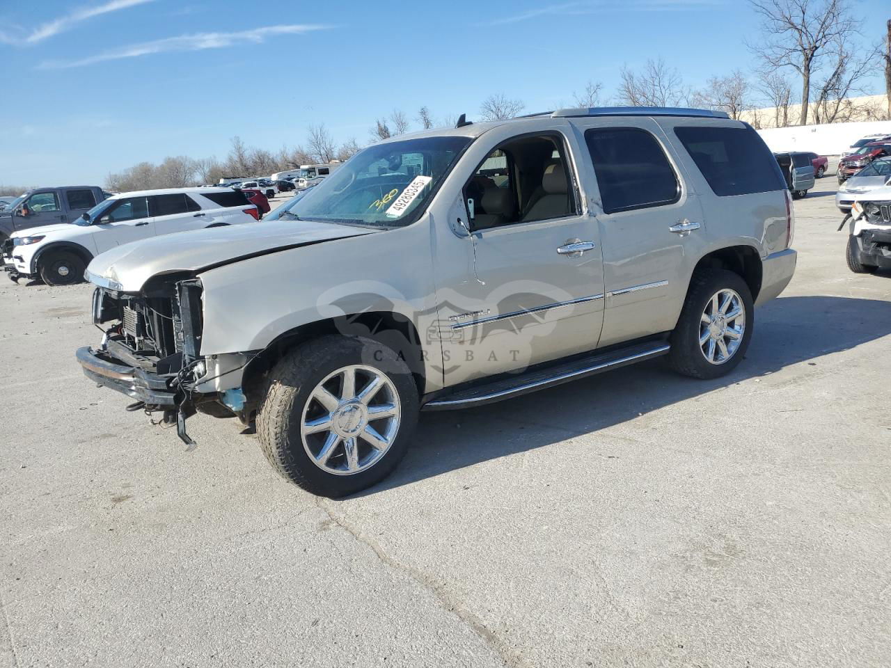 GMC Yukon DENALI 6.2L  8 2013