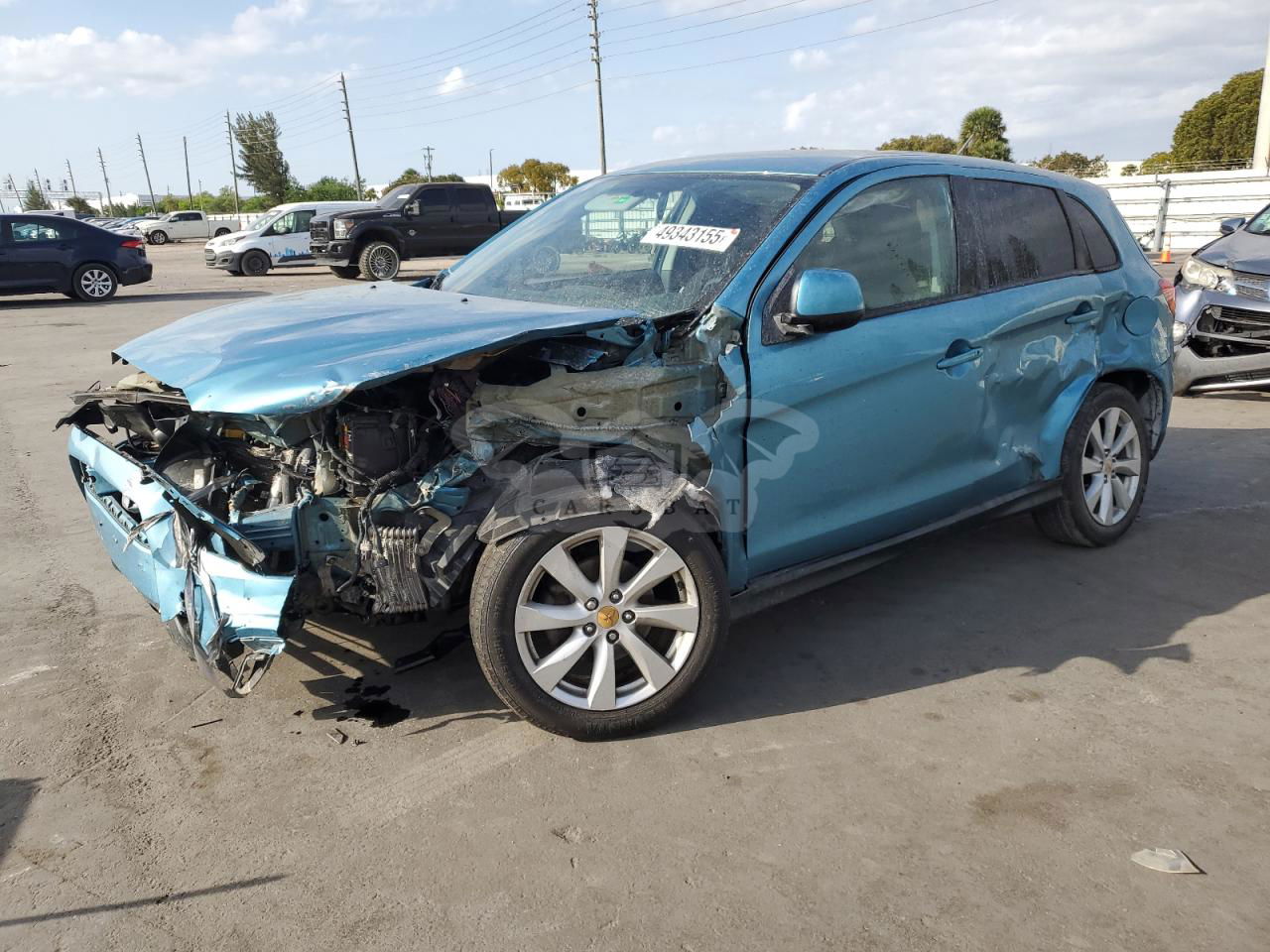 Mitsubishi Outlander ES 2.0L  4 2013