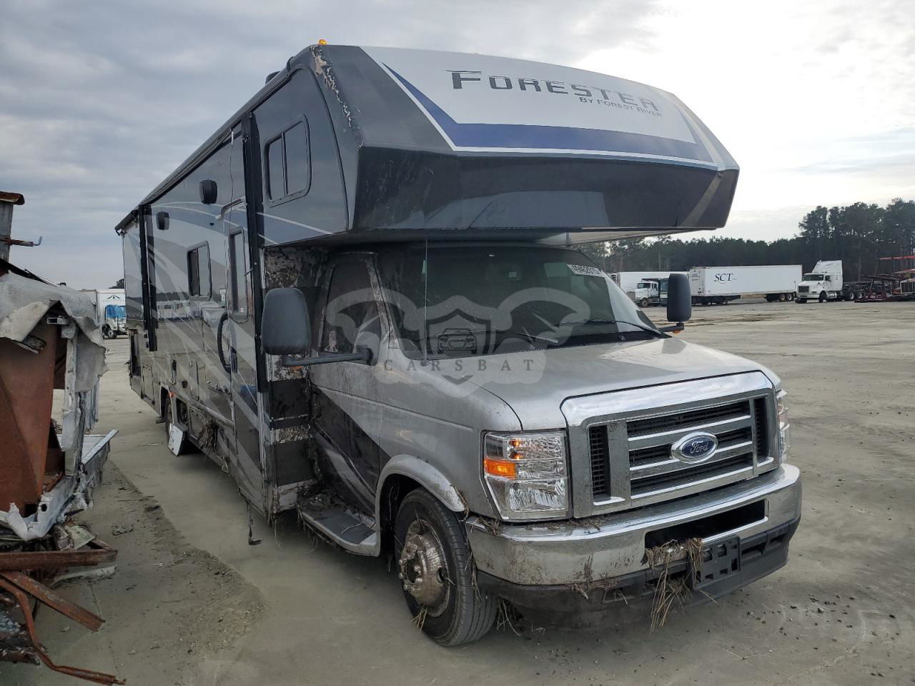 Ford Econoline E450 SUPER DUTY CUTAWAY VAN 7.3L  8 2025