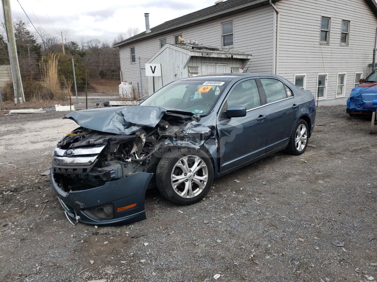 Ford Fusion SE 2.5L  4 2012