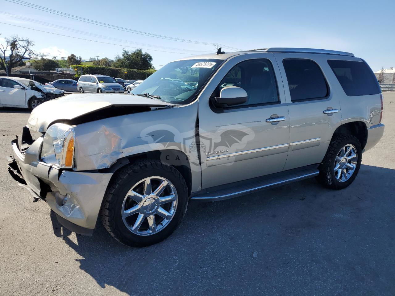 GMC Yukon DENALI 6.2L  8 2013