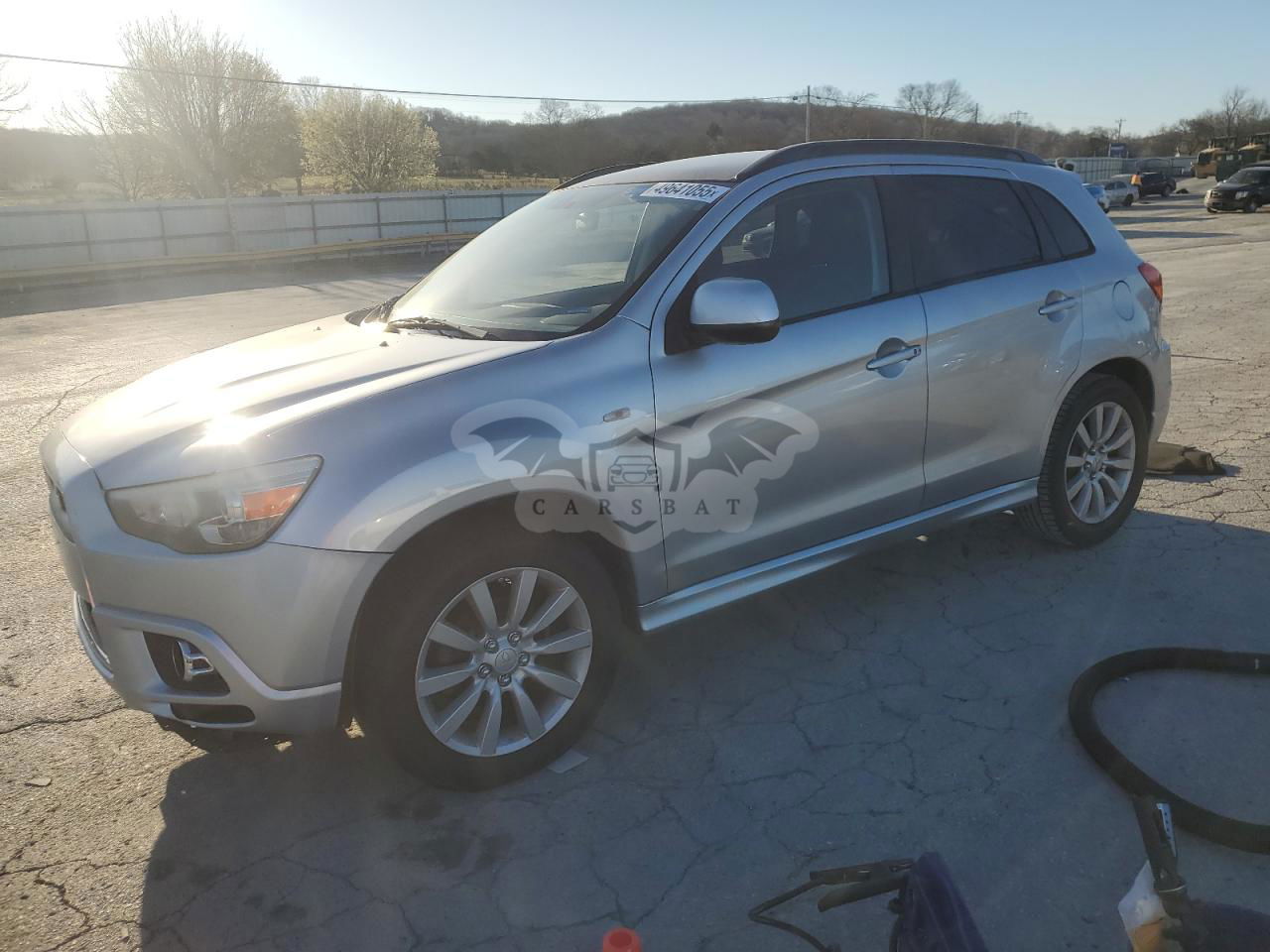 Mitsubishi Outlander SE 2.0L  4 2011