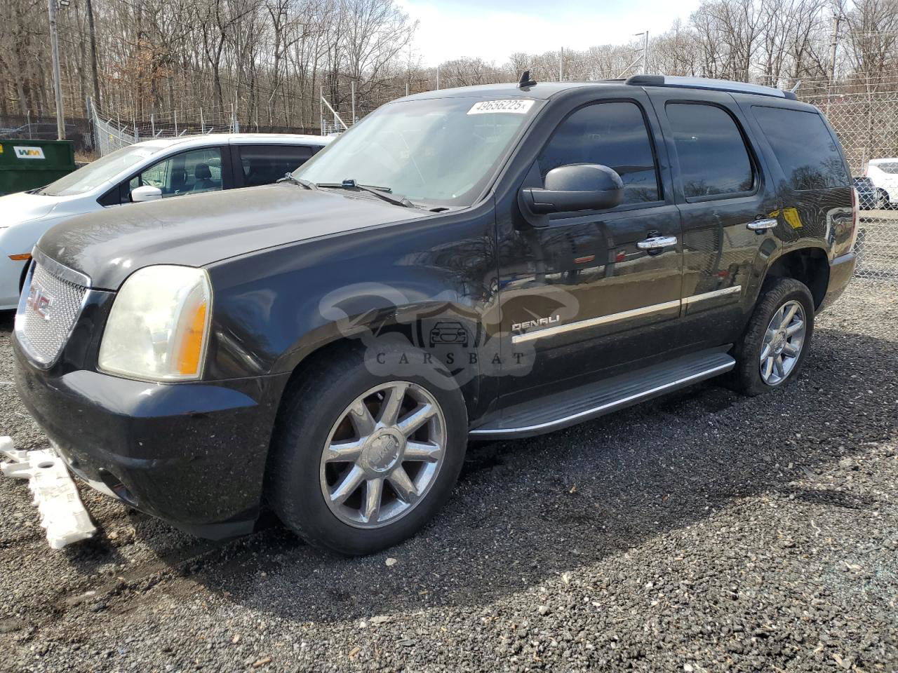 GMC Yukon DENALI 6.2L  8 2013