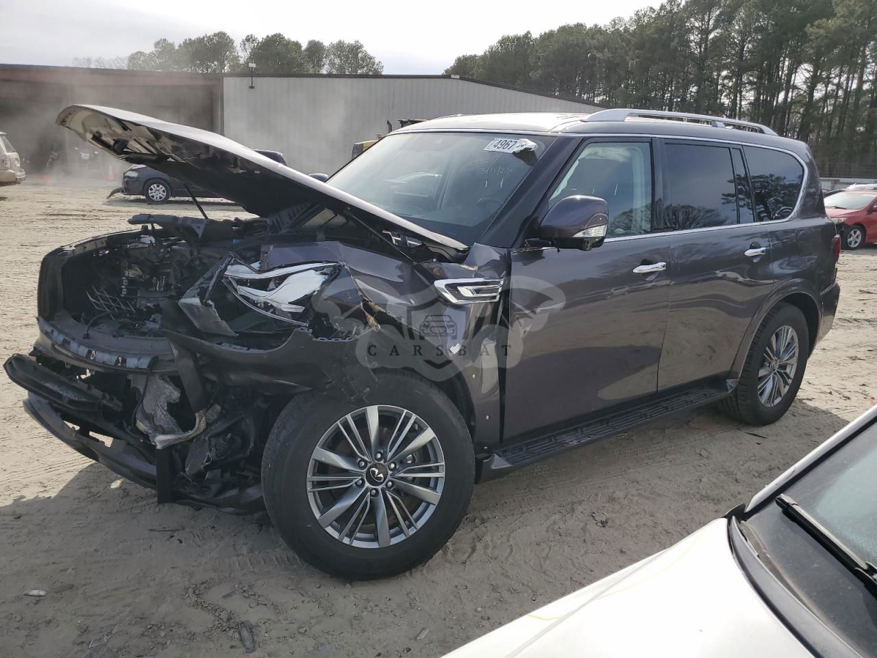 Infiniti QX80 LUXE 5.6L  8 2022