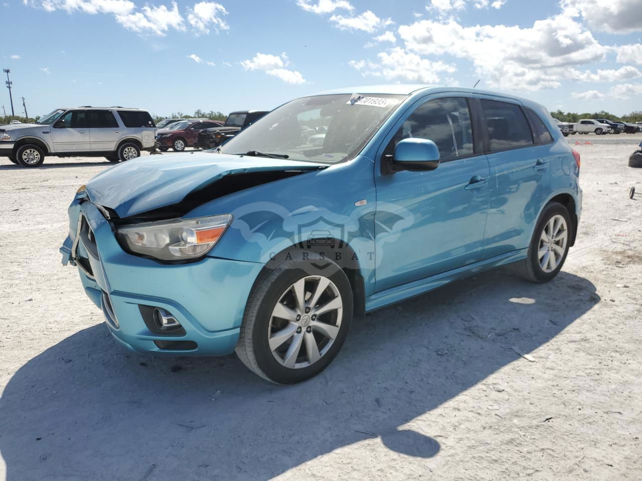 Mitsubishi Outlander SE 2.0L  4 2012