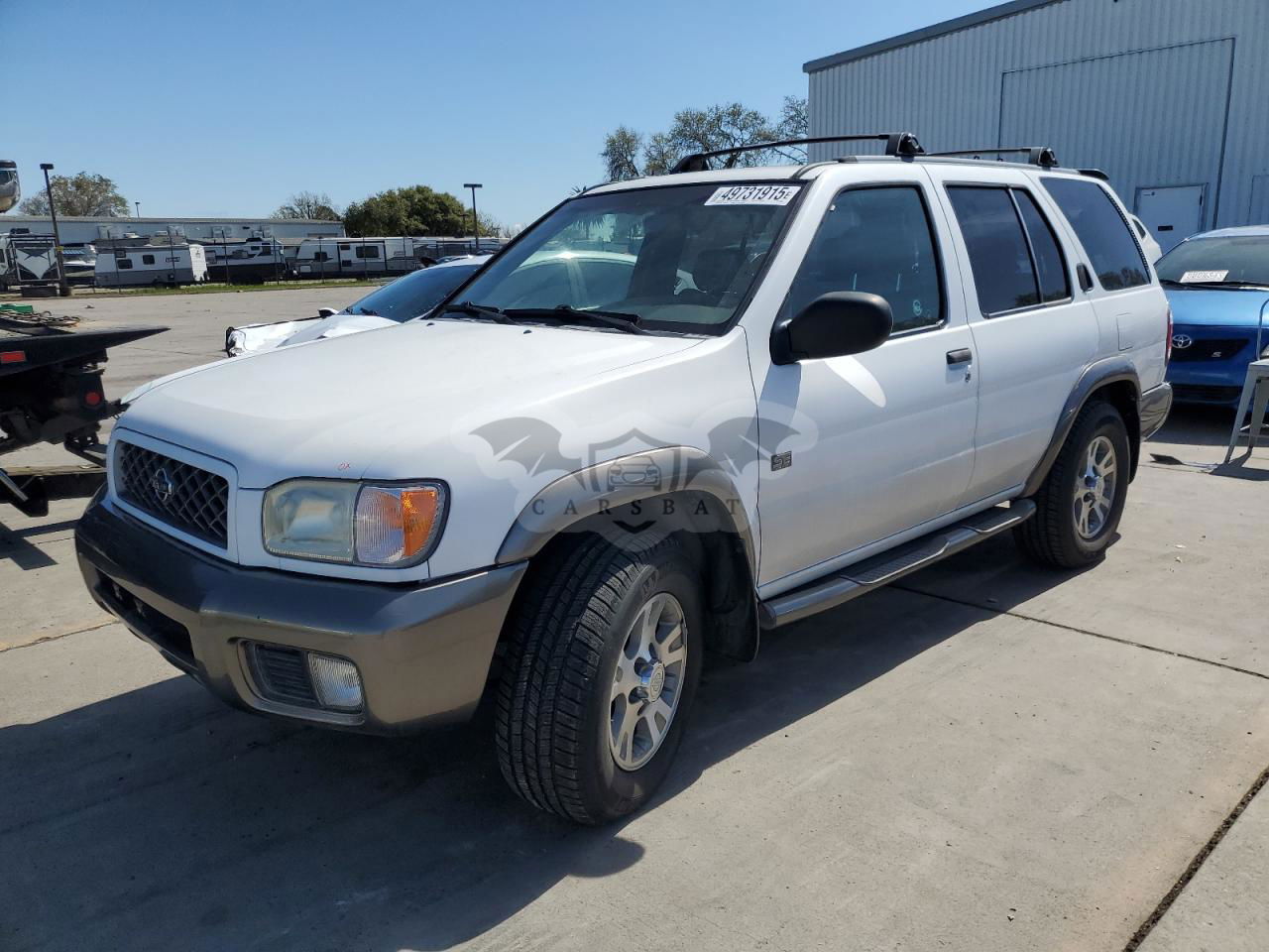 Nissan Pathfinder LE 3.3L  6 1999