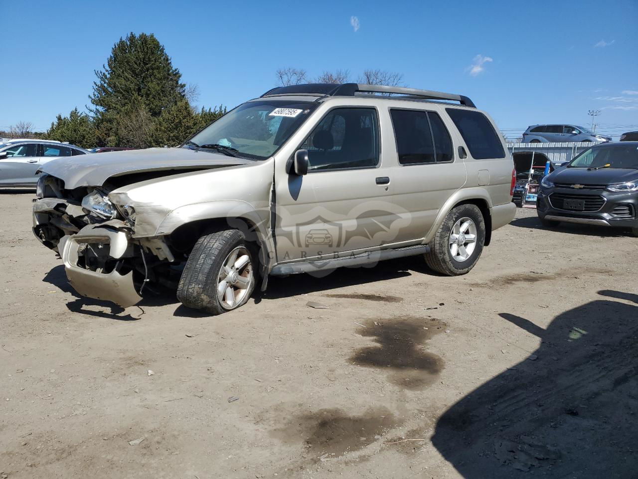 Nissan Pathfinder LE 3.5L  6 2003
