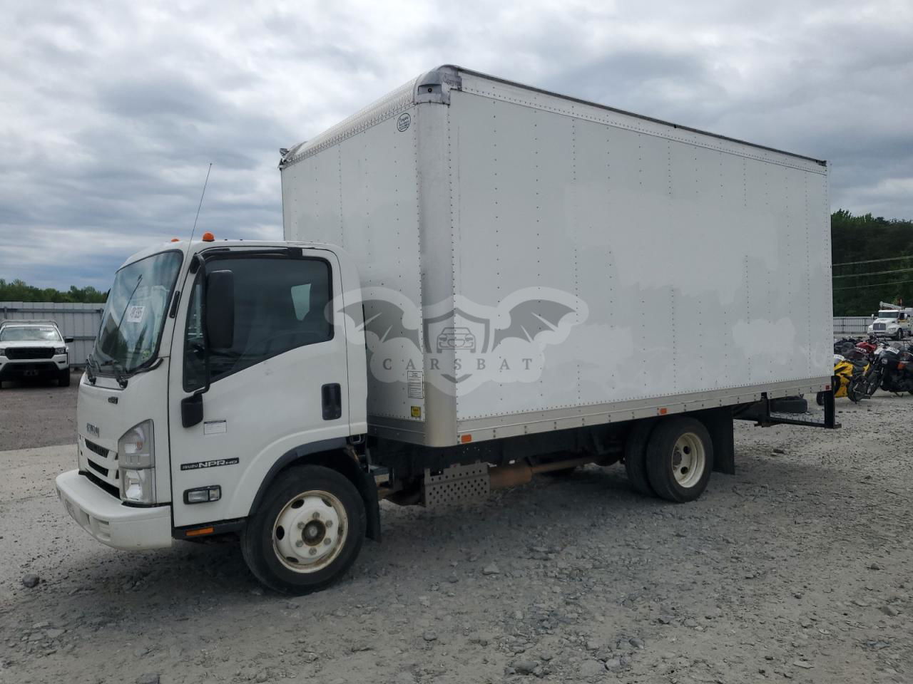 Isuzu NPR 6.6L  8 2021