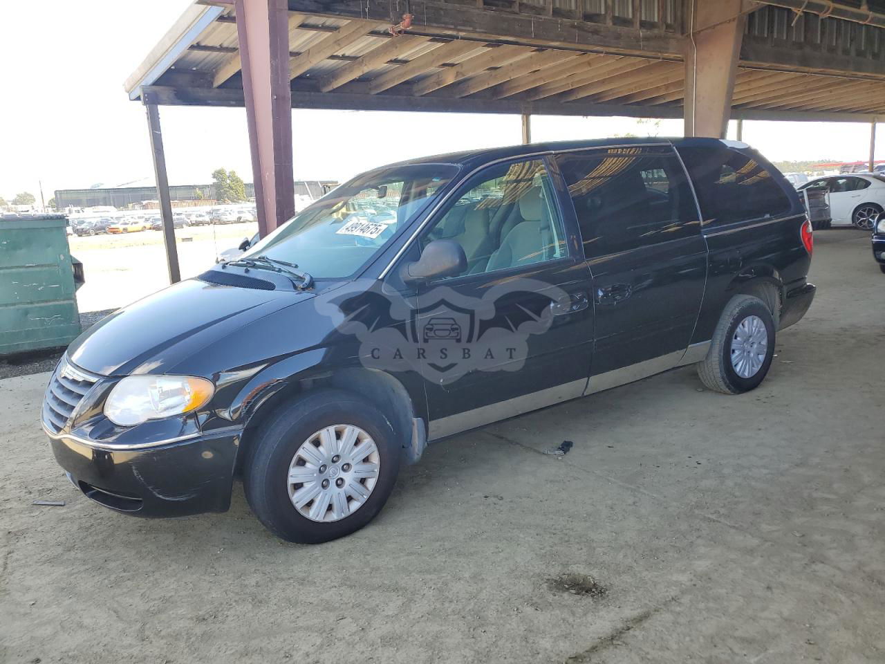 Chrysler Town & Country LX 3.3L  6 2006