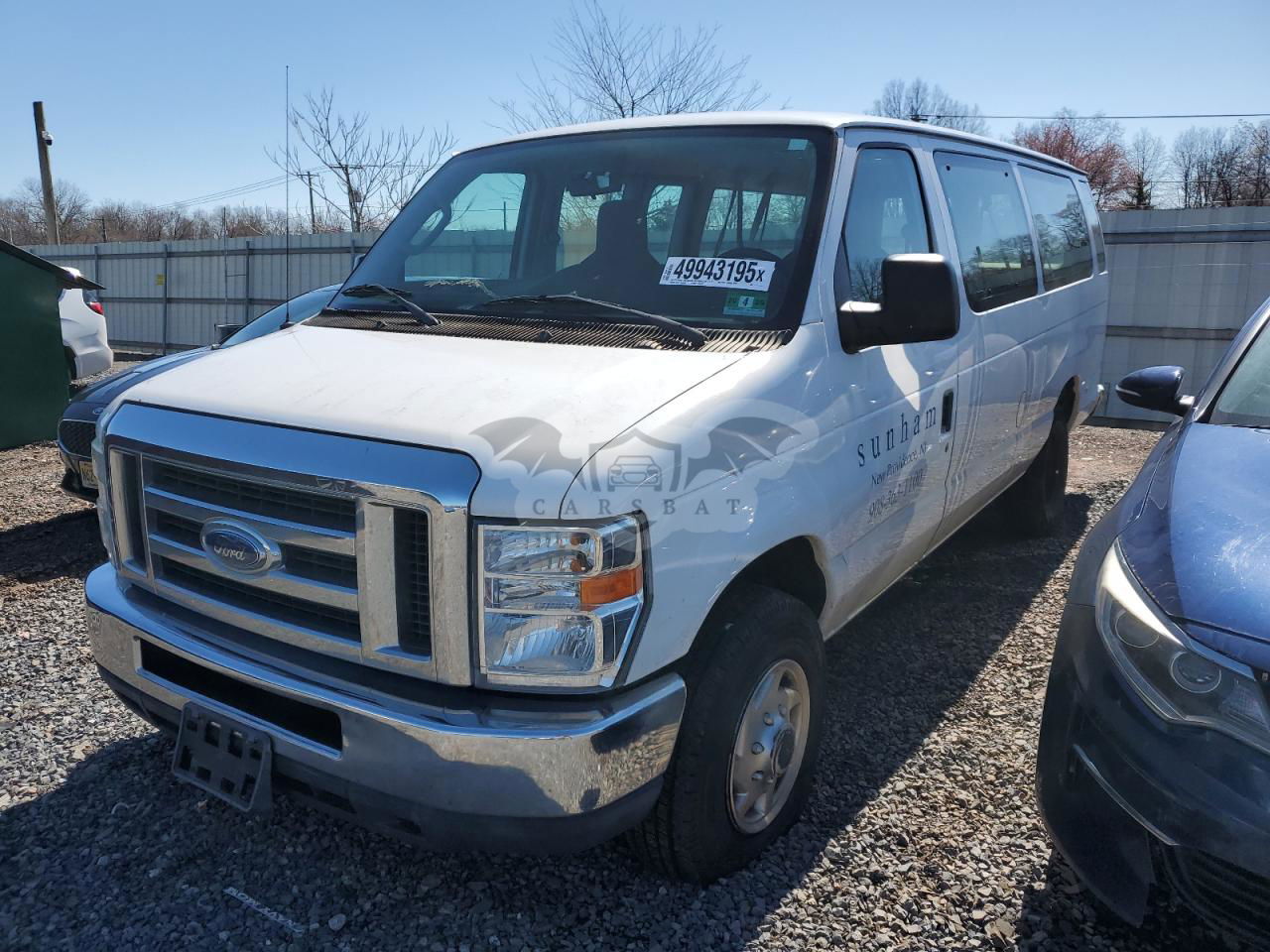 Ford Econoline E350 SUPER DUTY WAGON 5.4L  8 2013