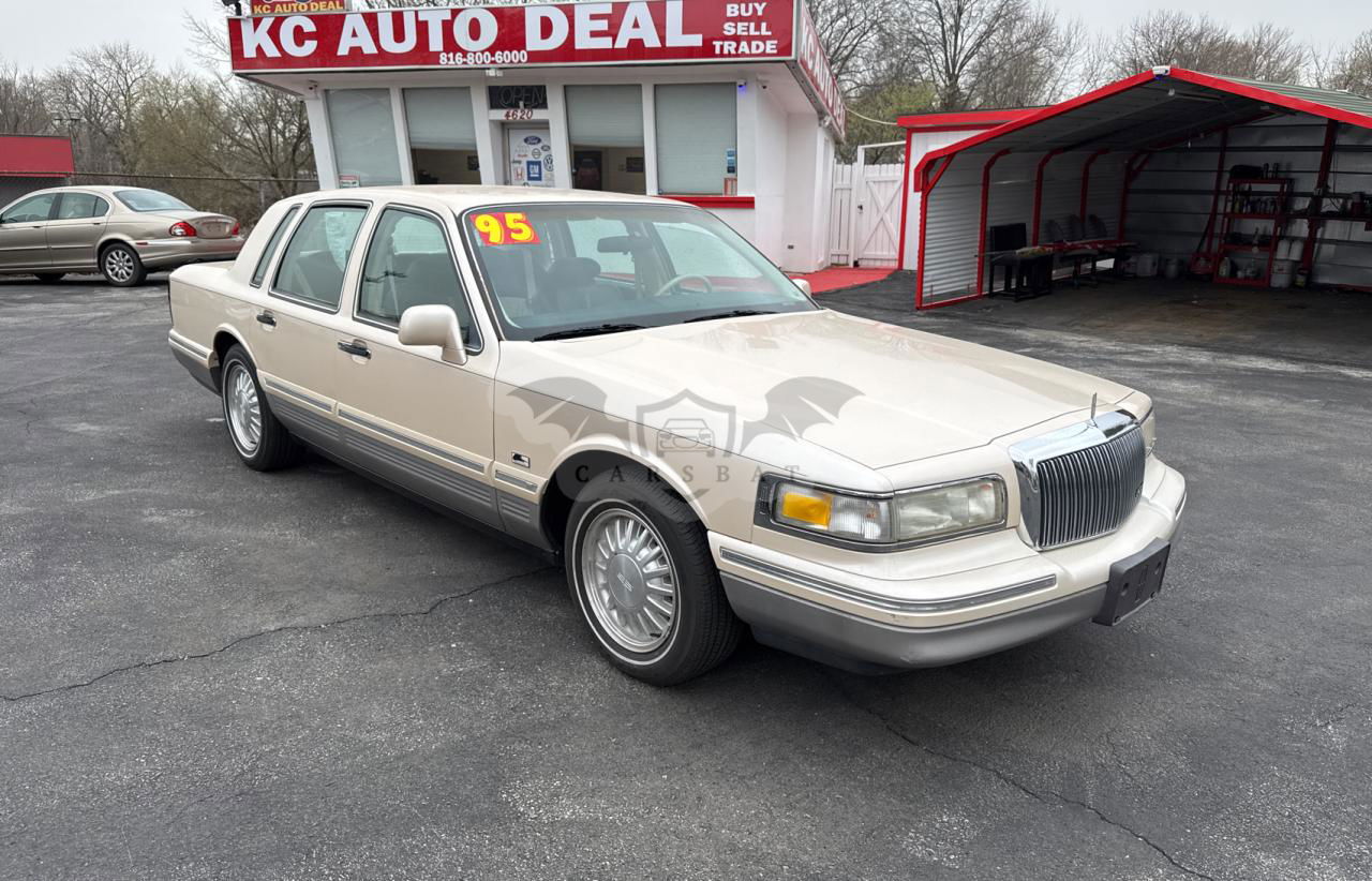 Lincoln Town Car SIGNATURE 4.6L  8 1995