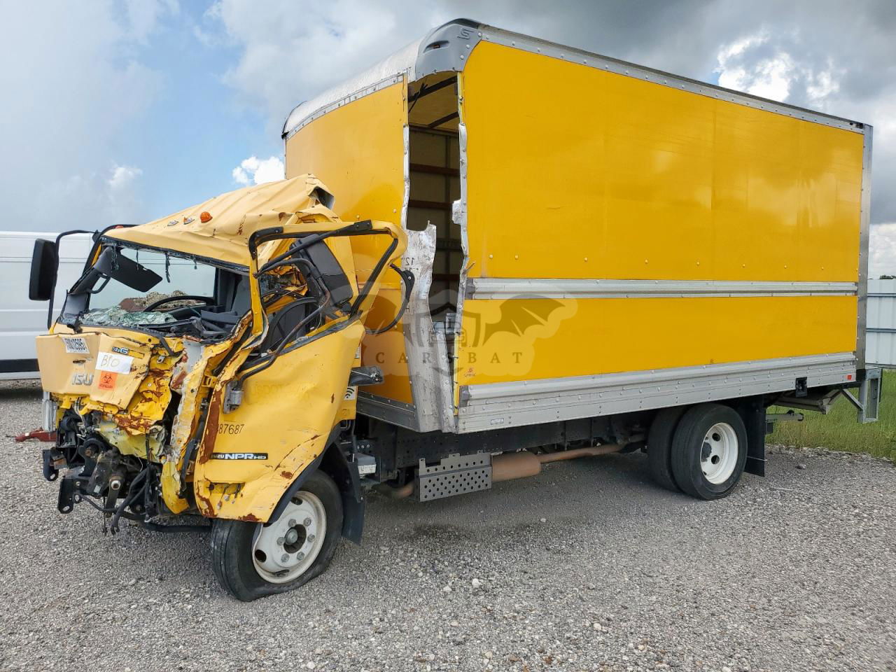 Isuzu NPR 6.6L  8 2021