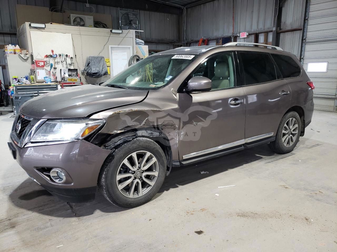 Nissan Pathfinder S 3.5L  6 2014