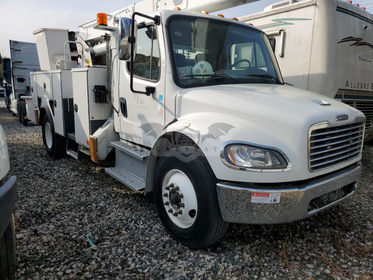 Freightliner Business Class M2 106 MEDIUM DUTY 6.7L  6 2020
