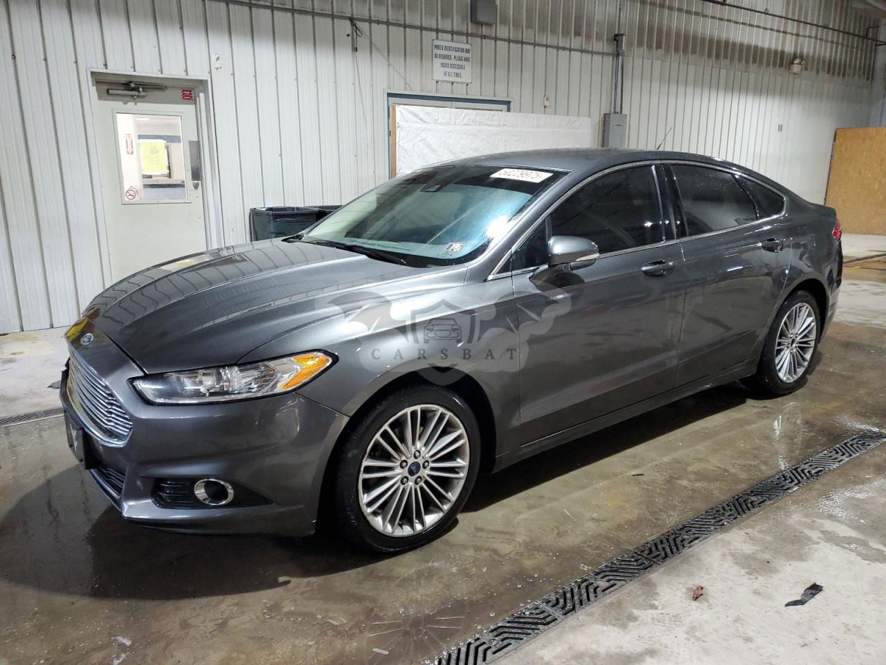 Ford Fusion SE 2.0L  4 2015