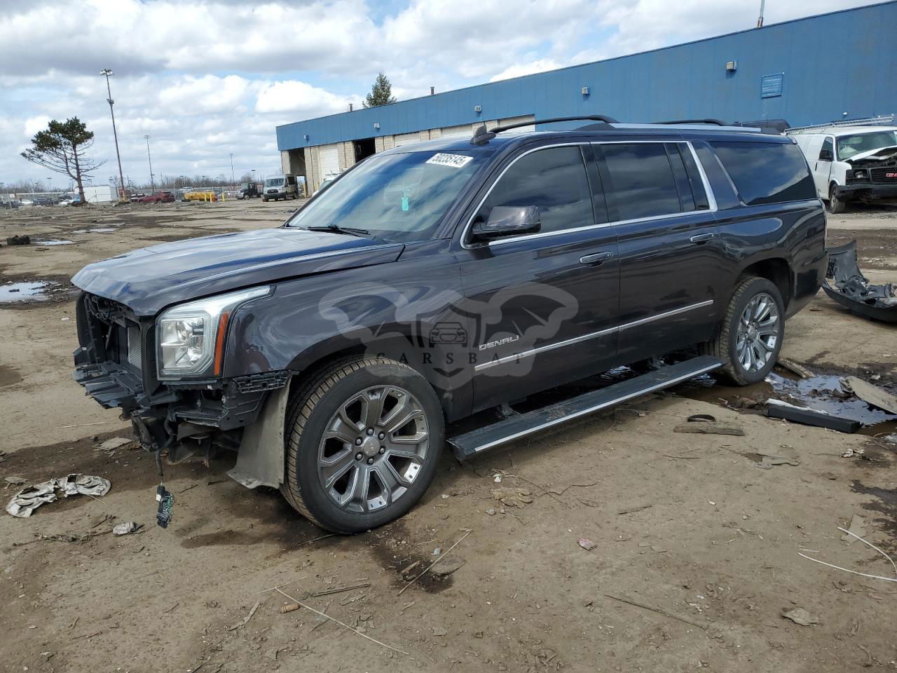 GMC Yukon DENALI 6.2L  8 2016