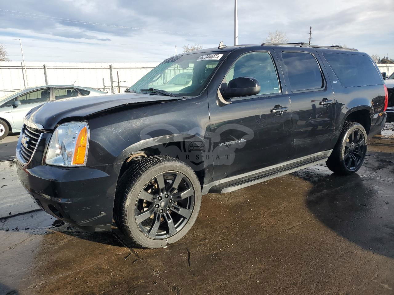 GMC Yukon K1500 SLT 5.3L  8 2013
