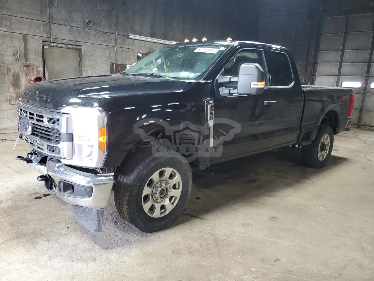 Ford F-250 SUPER DUTY 7.3L  8 2023