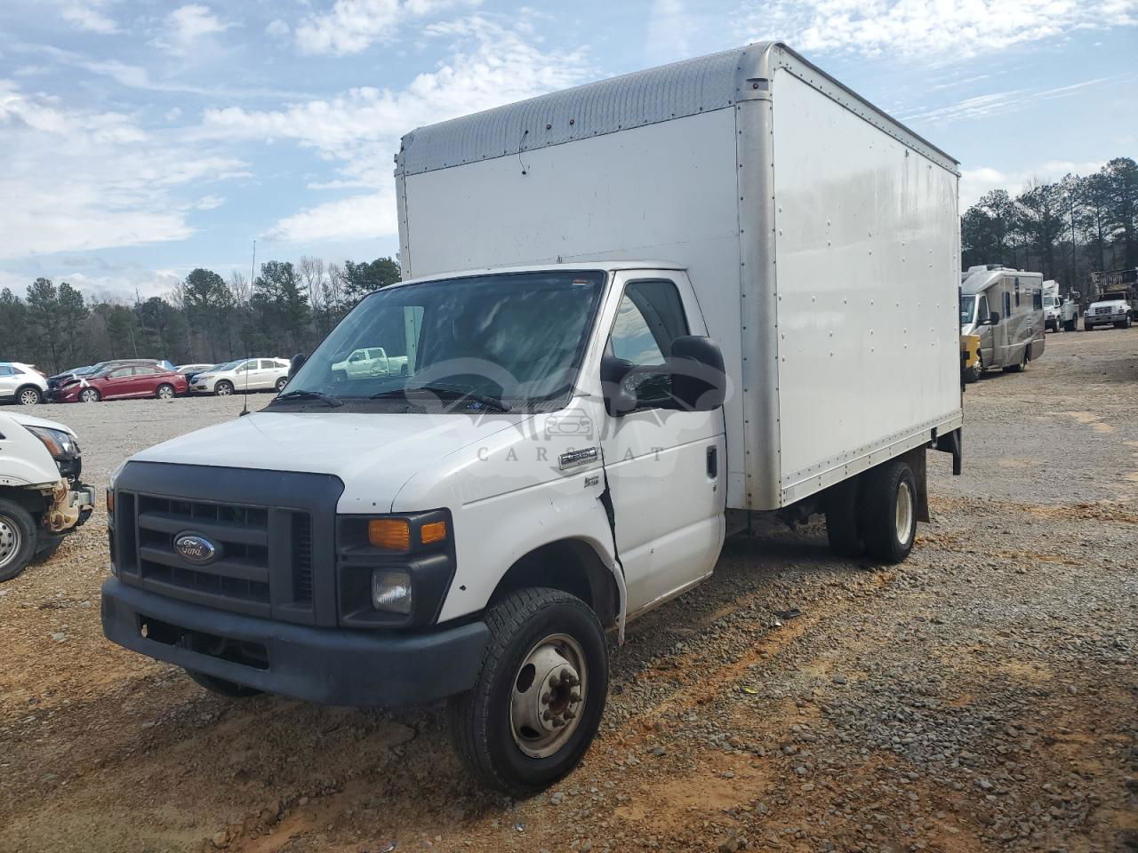 Ford Econoline E350 SUPER DUTY CUTAWAY VAN 5.4L  8 2013