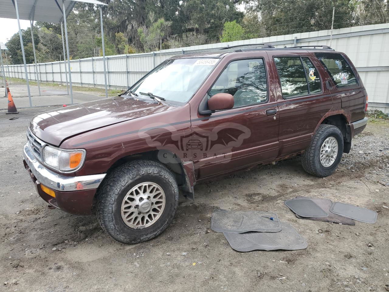 Nissan Pathfinder LE 3.3L  6 1998