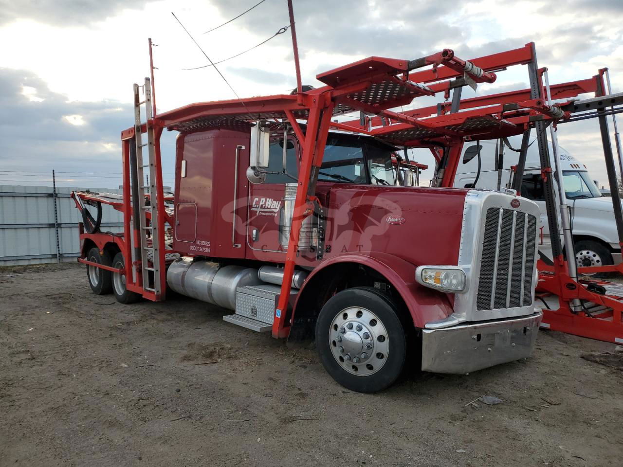 Peterbilt 389/520 12.9L  6 2017