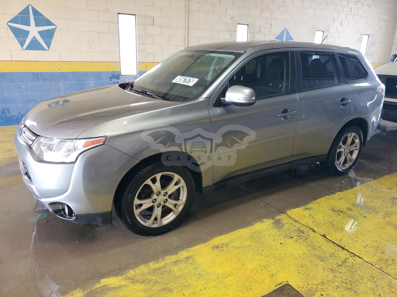 Mitsubishi Outlander SE 2.4L  4 2014