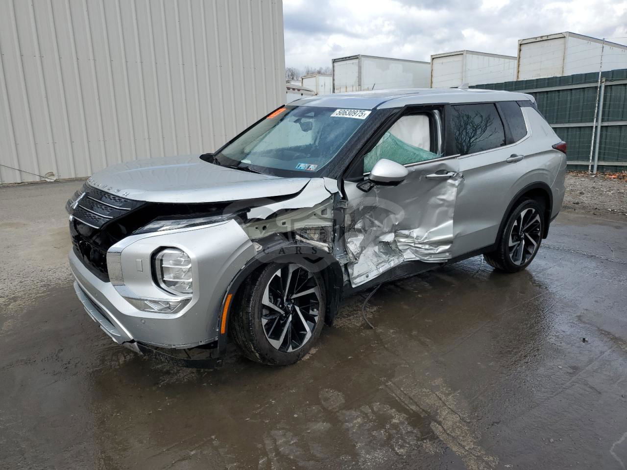 Mitsubishi Outlander SE 2.5L  4 2023